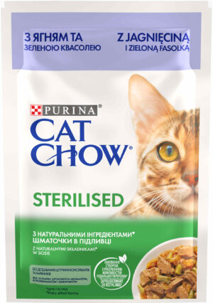 CAT CHOW STERILISED Plic hrană umedă cu Miel şi Fasole verde 85g