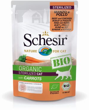 SCHESIR BIO Plic hrană umedă pentru pisici sterilizate, cu Vită/Pui/Morcov 85g