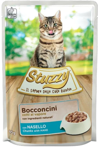 STUZZY Chunks Plic hrană umedă pentru pisici, cu Merluciu 85g